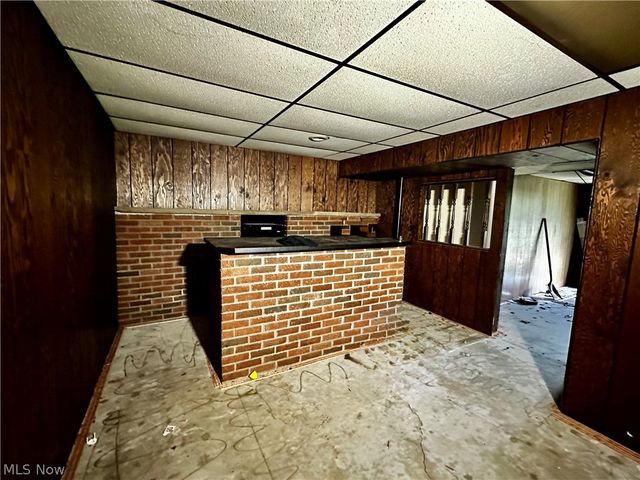 128 Shaffer Lane, New Cumberland, WV 26047
