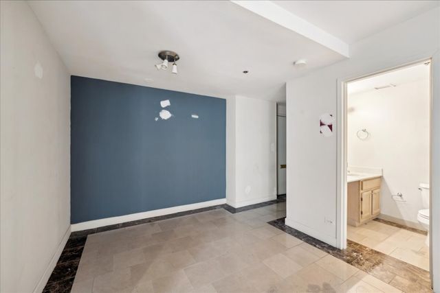 200 N Dearborn Street 7CD, Chicago, IL 60601