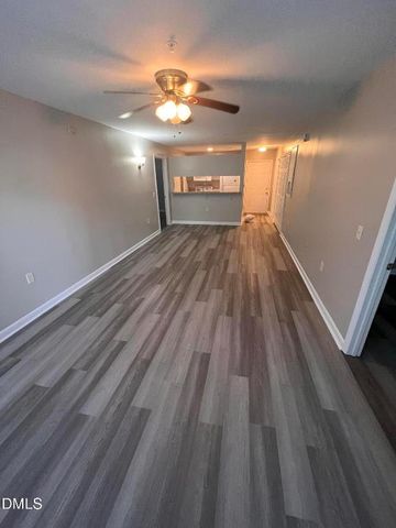 1431 Collegiate Circle 101, Raleigh, NC 27606