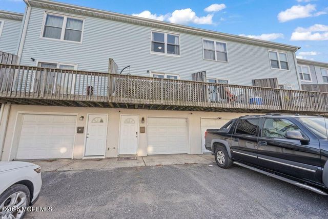 7 Beachway Avenue 6, Keansburg, NJ 07734