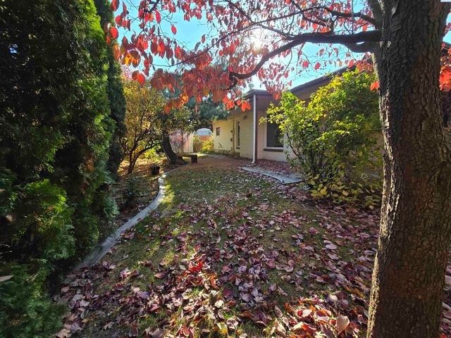 1604 Johnston Ave, Richland, WA 99354