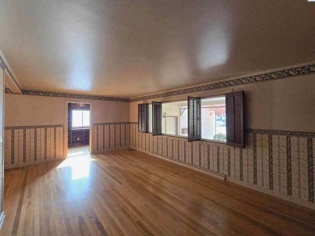 1604 Johnston Ave, Richland, WA 99354