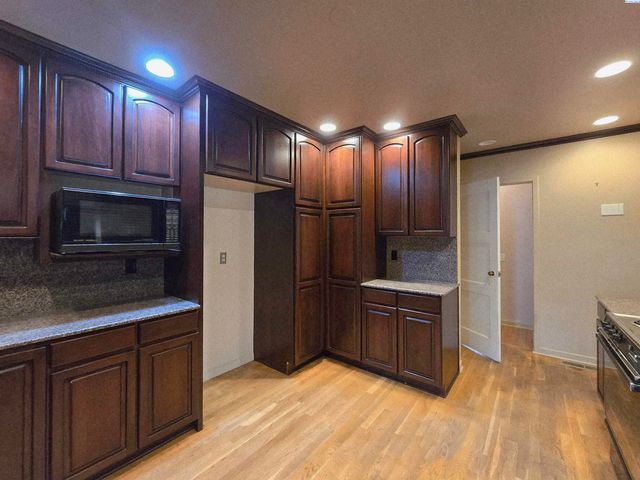 1604 Johnston Ave, Richland, WA 99354