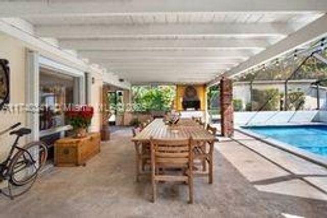 11624 SW 93rd St, Miami, FL 33176