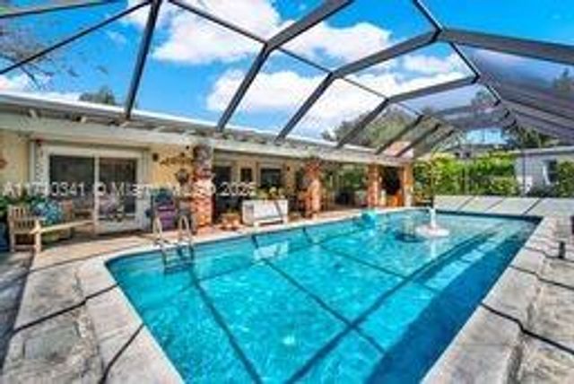 11624 SW 93rd St, Miami, FL 33176