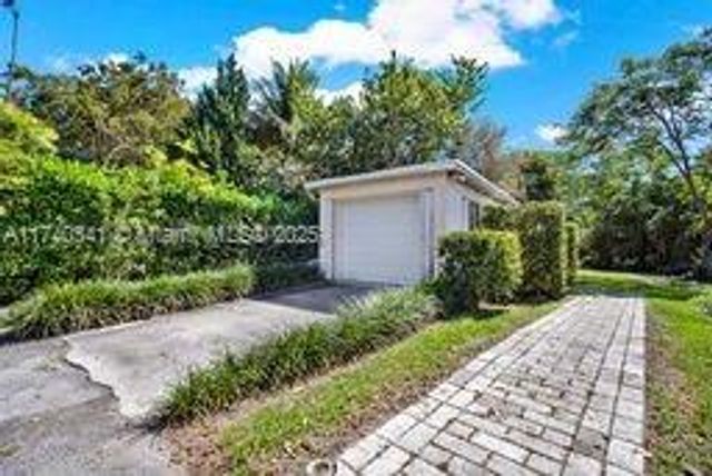 11624 SW 93rd St, Miami, FL 33176