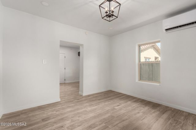 116 W 30th Street, Tucson, AZ 85713