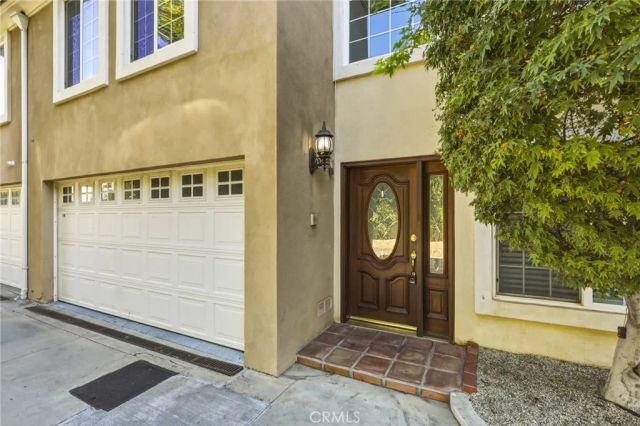 10235 Oklahoma 2, Chatsworth, CA 91311