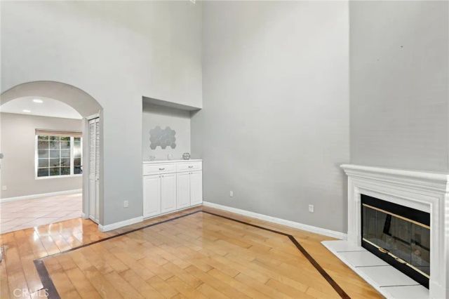10235 Oklahoma 2, Chatsworth, CA 91311