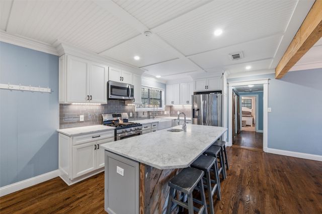 308 Carroll Street, Aledo, TX 76008