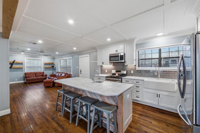 308 Carroll Street, Aledo, TX 76008