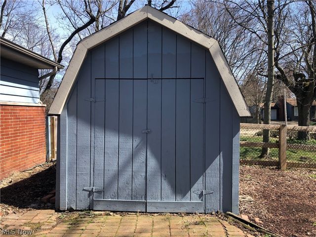 330 Cardinal Drive, Medina, OH 44256