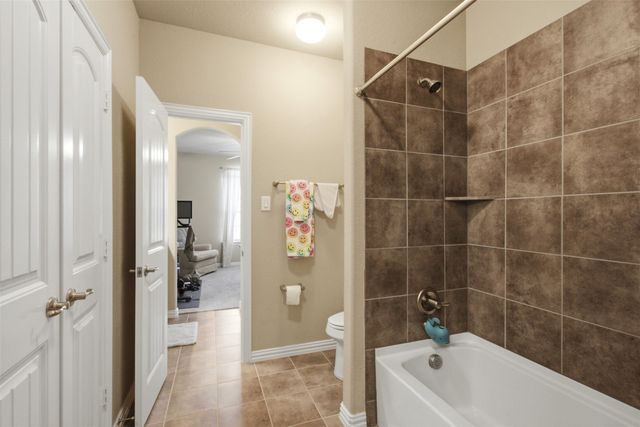 7124 Chelsea Drive, North Richland Hills, TX 76180