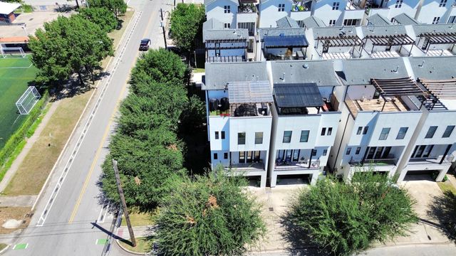 1303 Live Oak Street, Houston, TX 77003