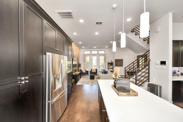 1303 Live Oak Street, Houston, TX 77003