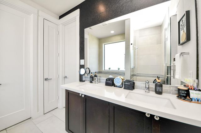 1303 Live Oak Street, Houston, TX 77003