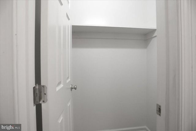 1914 ASHLEY DR, Chambersburg, PA 17201