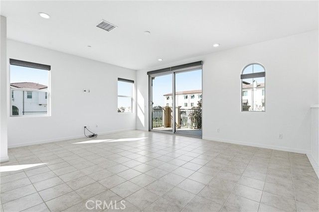 201 Mountain Sage, Lake Forest (el Toro), CA 92610