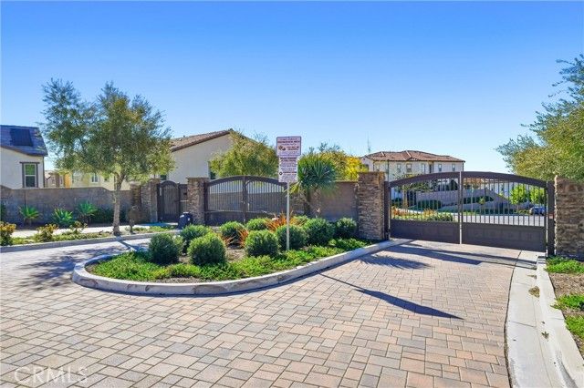 201 Mountain Sage, Lake Forest (el Toro), CA 92610