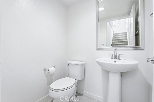 201 Mountain Sage, Lake Forest (el Toro), CA 92610