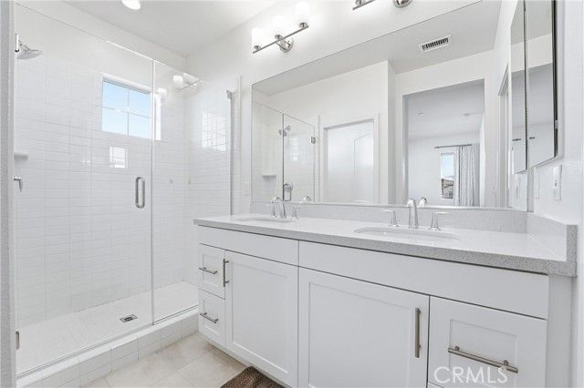 201 Mountain Sage, Lake Forest (el Toro), CA 92610