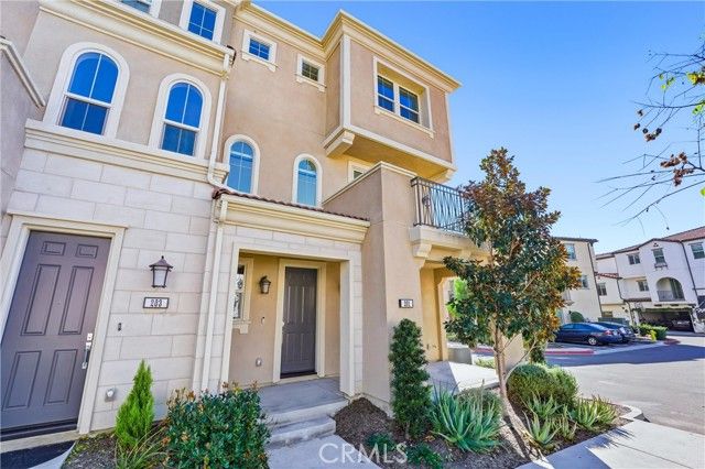 201 Mountain Sage, Lake Forest (el Toro), CA 92610