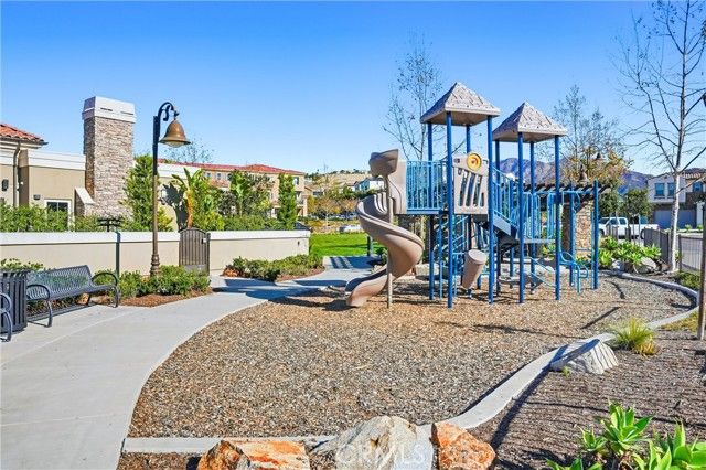 201 Mountain Sage, Lake Forest (el Toro), CA 92610