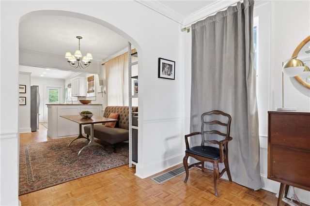 110 Peachtree Hills NE Avenue, Atlanta, GA 30305