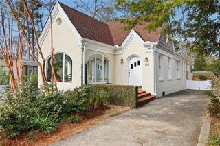 110 Peachtree Hills NE Avenue, Atlanta, GA 30305