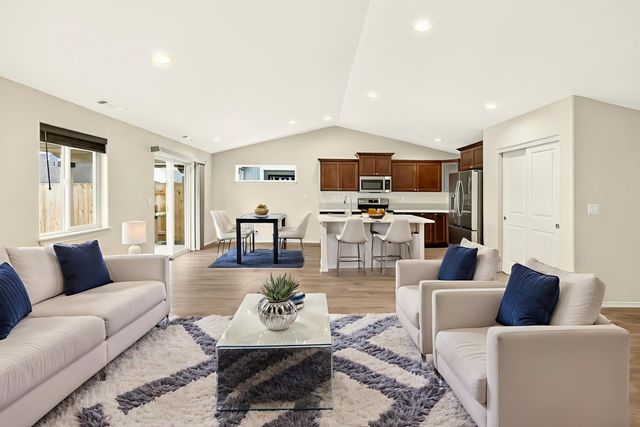 3665 Durst Street, Medford, OR 97504