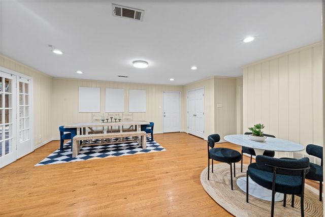 6806 ROYAL Lane, Dallas, TX 75230