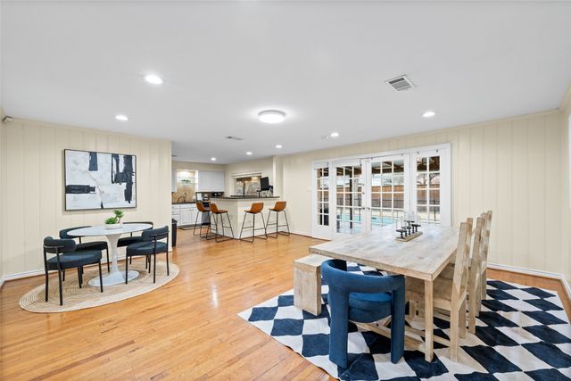 6806 ROYAL Lane, Dallas, TX 75230