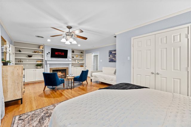 6806 ROYAL Lane, Dallas, TX 75230
