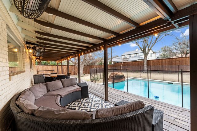 6806 ROYAL Lane, Dallas, TX 75230