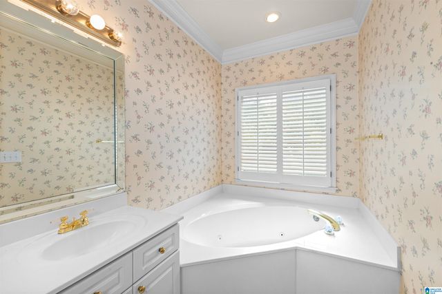 408 ROCKPORT LANE, Hoover, AL 35242