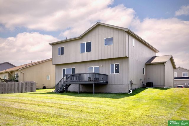 4815 N 162 Street, Omaha, NE 68116