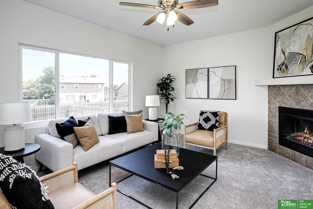 4815 N 162 Street, Omaha, NE 68116