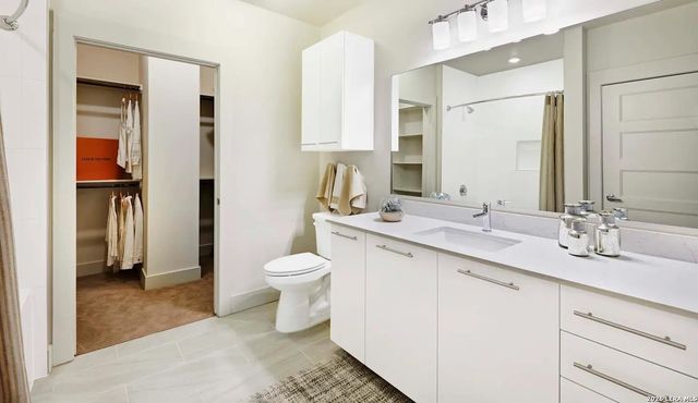 2727 Travis St Apt 441, Houston, TX 77006
