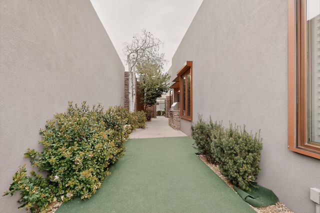 6232 Ghost Flower Trail NE, Albuquerque, NM 87111