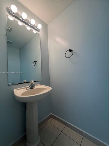 8814 W Flagler St 218, Miami, FL 33174