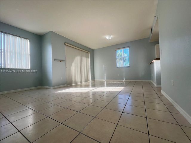 8814 W Flagler St 218, Miami, FL 33174