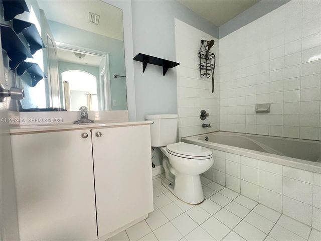 8814 W Flagler St 218, Miami, FL 33174