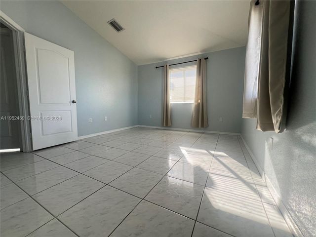 8814 W Flagler St 218, Miami, FL 33174