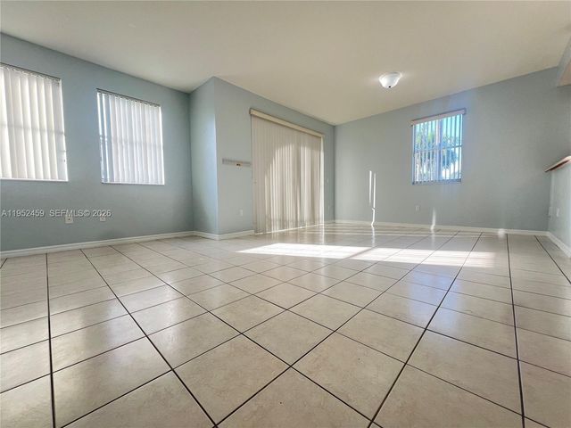 8814 W Flagler St 218, Miami, FL 33174