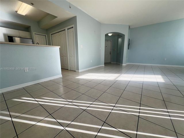 8814 W Flagler St 218, Miami, FL 33174