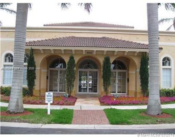 8814 W Flagler St 218, Miami, FL 33174