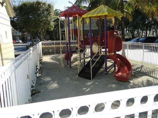 8814 W Flagler St 218, Miami, FL 33174