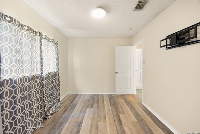 1073 Stone Trl, New Braunfels, TX 78130