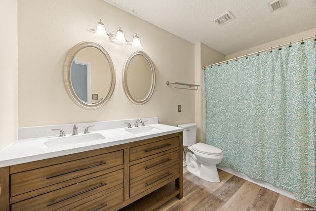 1073 Stone Trl, New Braunfels, TX 78130