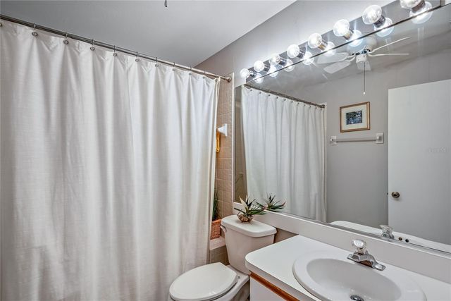 4481 ASCOT CIRCLE N, Sarasota, FL 34235